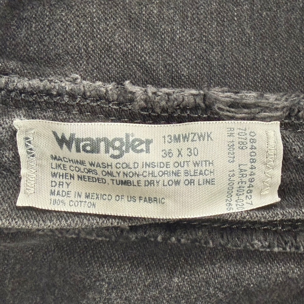 Wrangler Cowboy Cut Jeans Mens 36*x30 Black 13MWZWK Original Fit Straight Denim - Picture 2 of 7